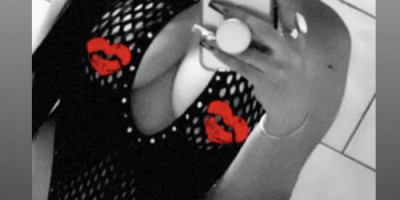 Chica latina Chica latina bien caliente y sensual pasarás un tiempo agra