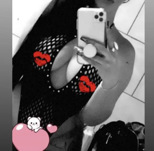 Yuliet Avatar Bg