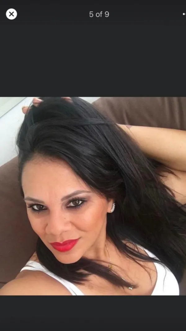 Layla Avatar Bg