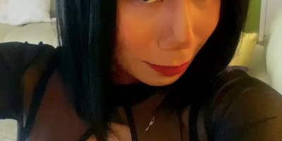 HOLA ESTOY EN SALINAS soy una chica transsexual