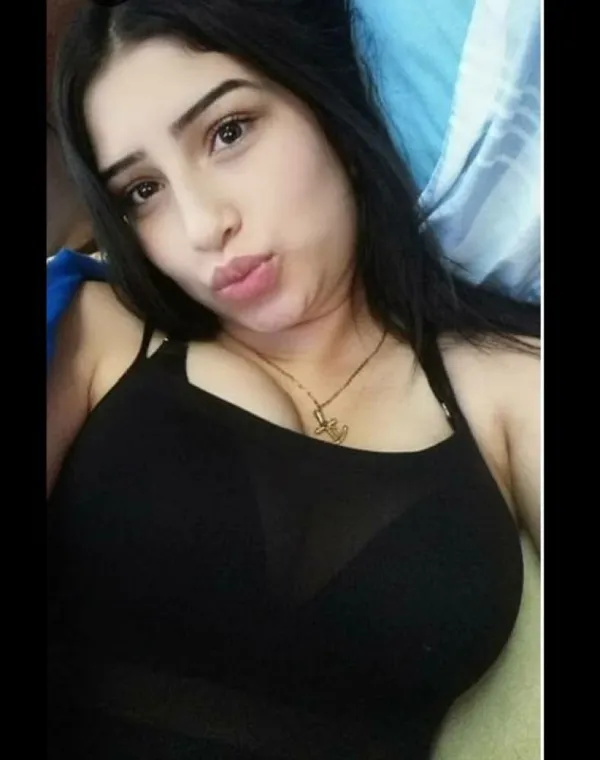 Dayana Farias Ortiz Avatar Bg