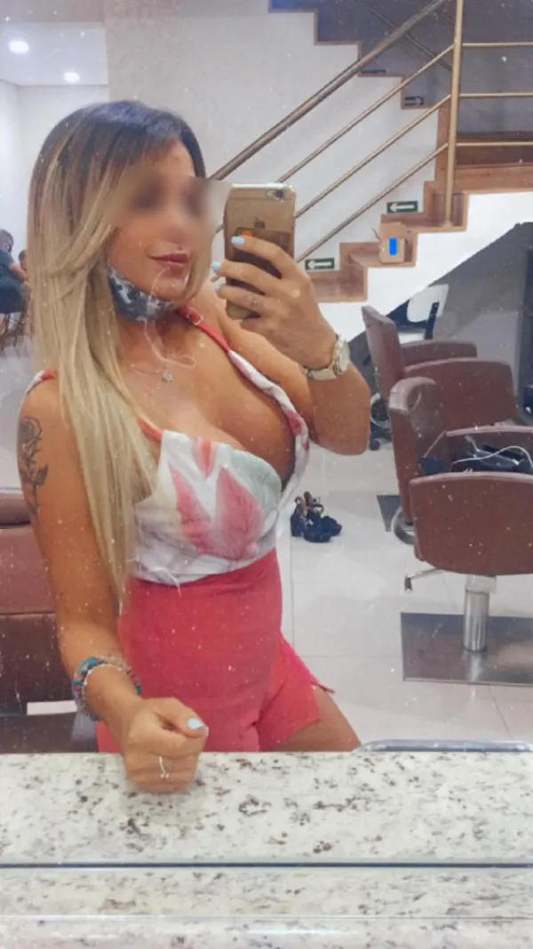 Lessa Avatar Bg