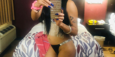 TRANS MUY CARIÑOSA APASIONADA EN BUSCA DE HOMBRES GENEROSOS CARIÑOSOS