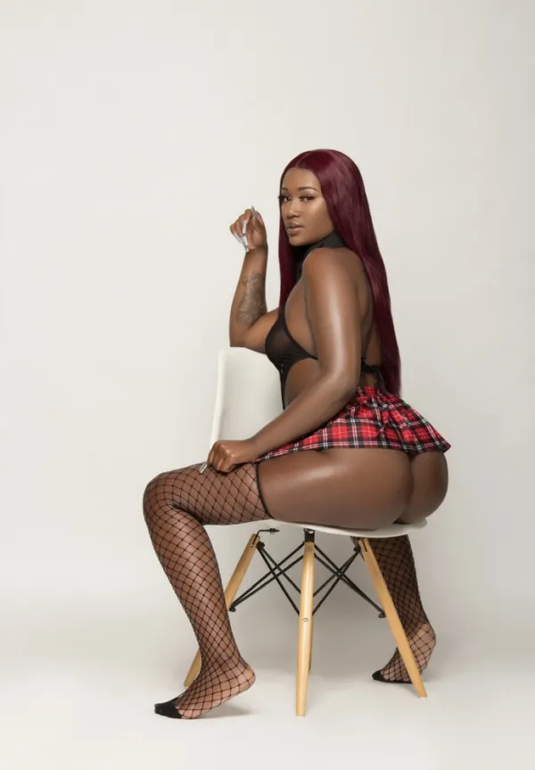 Kailani Woods Avatar Bg