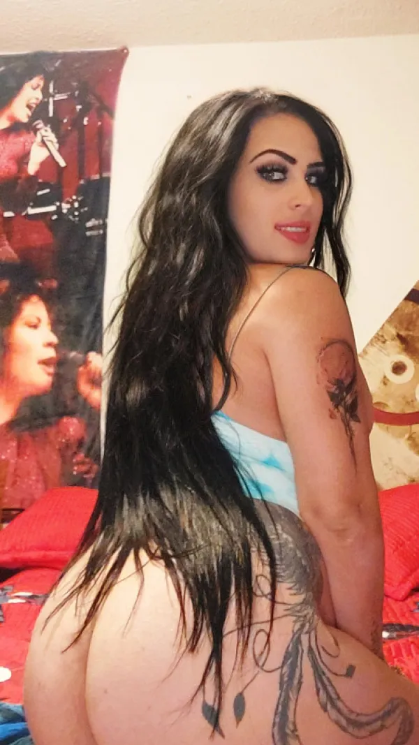 Camila Avatar Bg