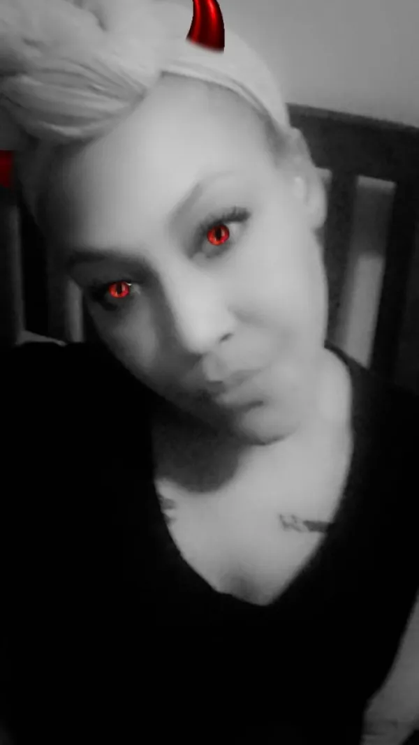 Redbone Avatar Bg