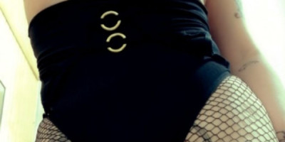 Darla exquisita y sensual chica descomplicada