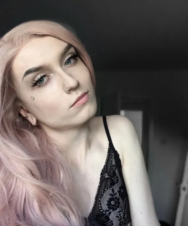 Tom Silver Avatar Bg