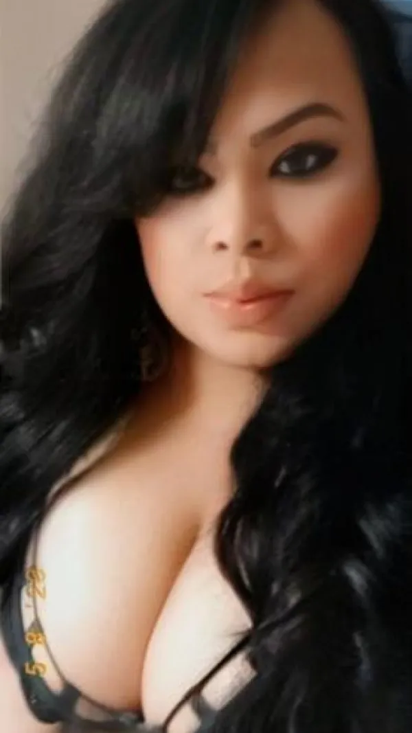 Rosita Transexual Avatar Bg
