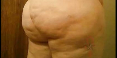 Chica candente Lista para coger tengo un lugar limpio y seguro