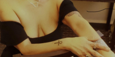 Sexy And Curvy Latina Ready Now to satisfy you!
