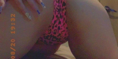 C O K O Linda Chica Latina Sepulveda Blvd y Nordhoff st