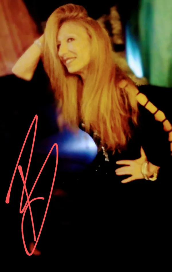 Brooke Avatar Bg
