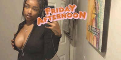 Slim thick hot girl Ready to pleasure any time