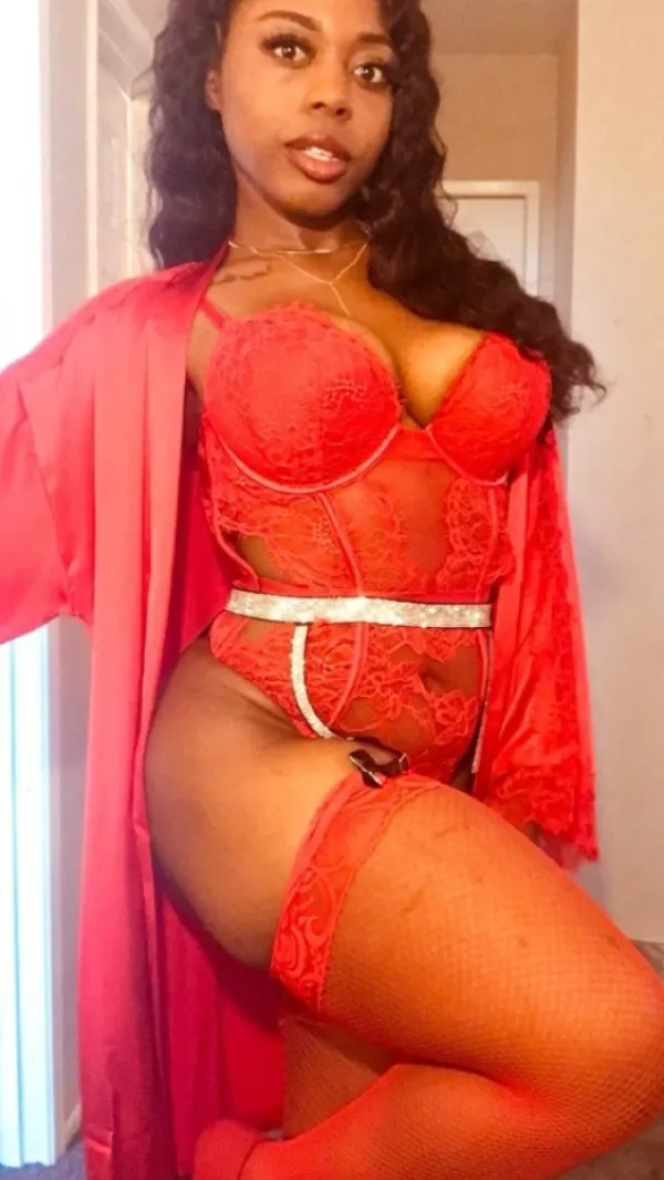 Curvymonroe Avatar Bg