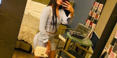 Latina sexi CACHONDA mojada dispuesta a complacerme