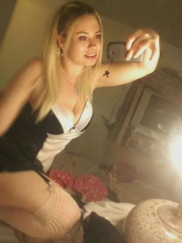 Amandalove Avatar Bg