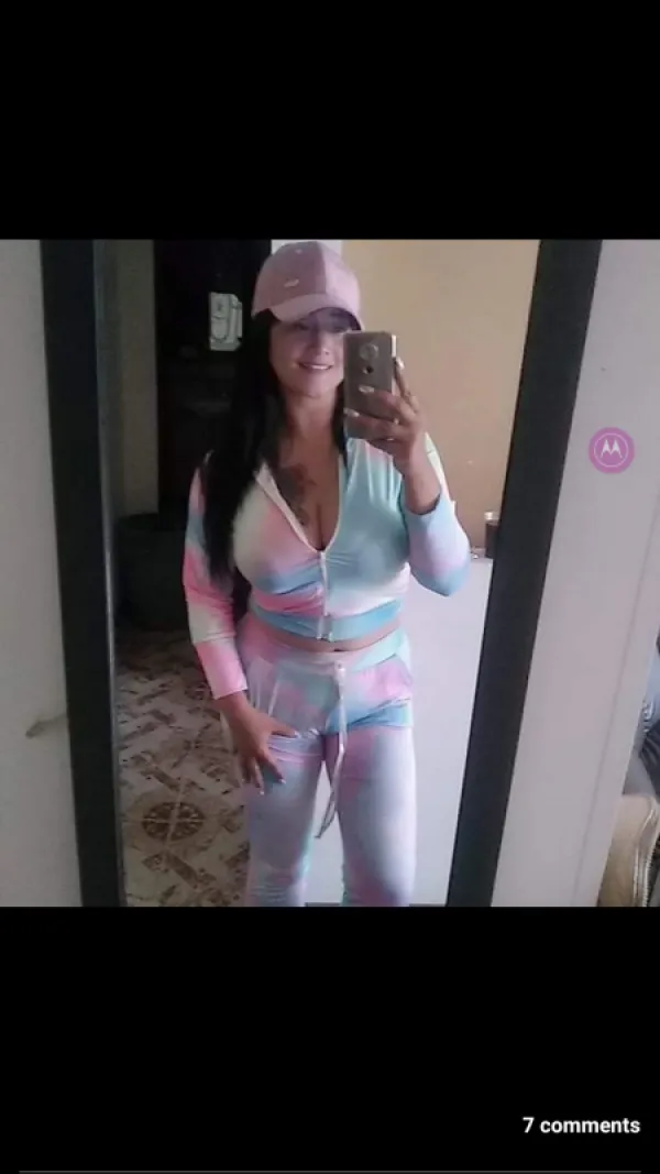 Brenda Avatar Bg