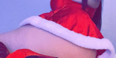 Let Me Be Your Present Nuru Body to Body 4Hands Call Me