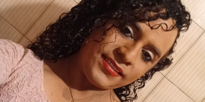 Hola guapos soy alondra la chica trans y versatil dispuesta a todo
