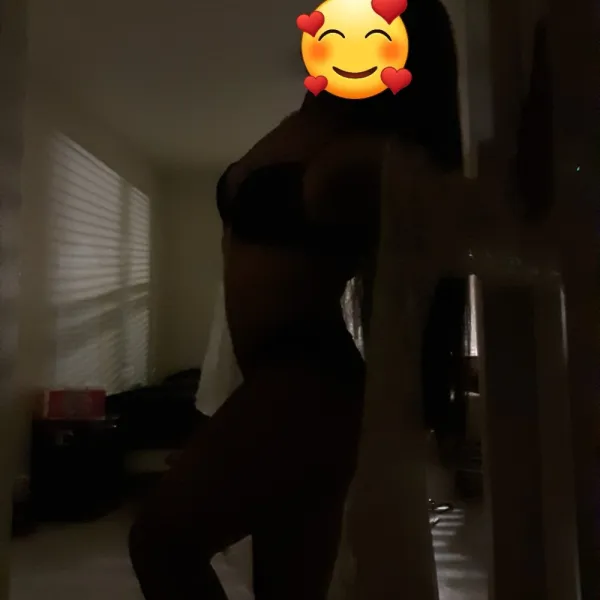 Ximena Ballestero Avatar Bg