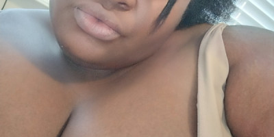 Hey Daddy Let me please you I can't wait to meet you