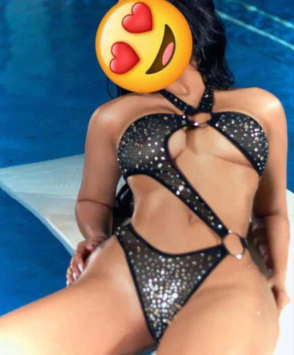 Lola Avatar Bg
