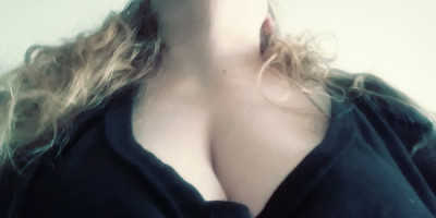 Blonde Discreet Natural Goddess Discreet. Blonde. healthy. safe. extraordinary. 24x7. Ful