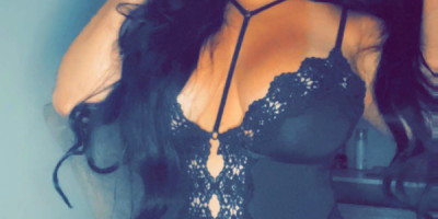 Come relax with your latina goddess spa paradise