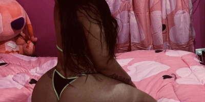 Hey daddy yaritza is ready to suck your off call or text papi