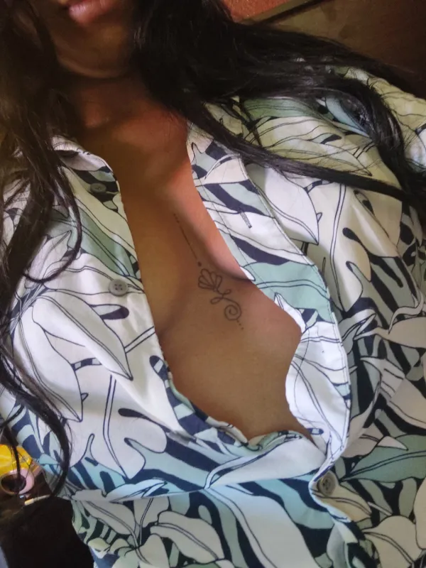 Dianita Avatar Bg
