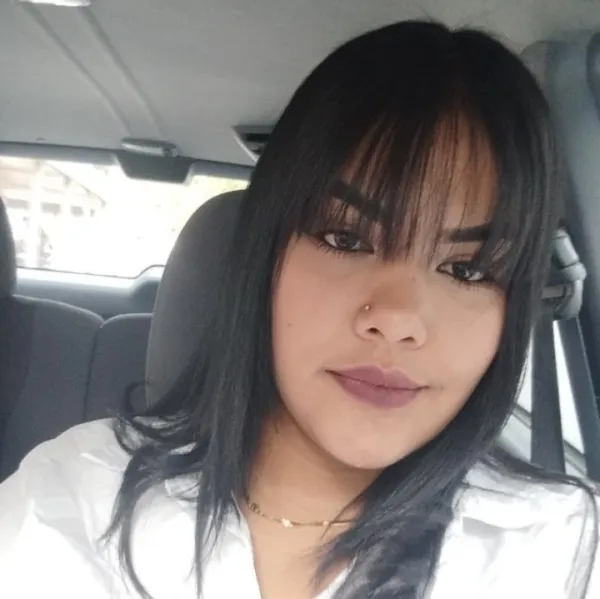 Elena Custodio Avatar Bg