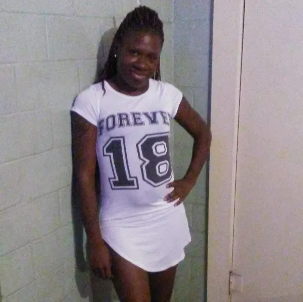 Pr3ttyGirlR3r3 Avatar Bg
