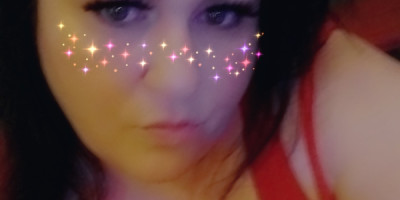 Bad girl looking for naughty fun come see