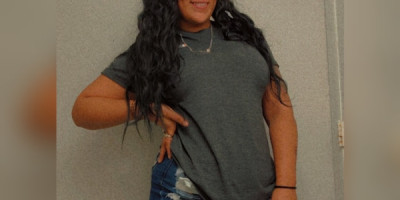 Eymi chica colombiana jovencita simpatíca