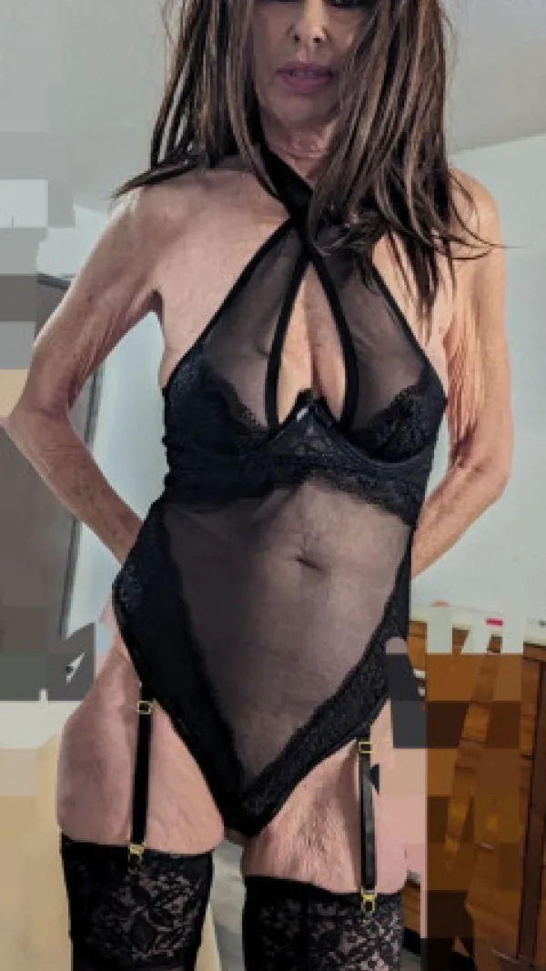Brooke Avatar Bg