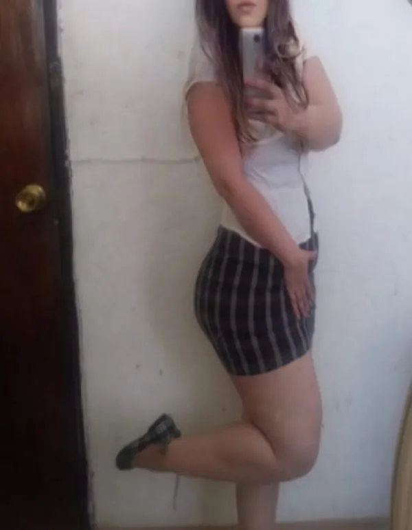 Valeria Avatar Bg