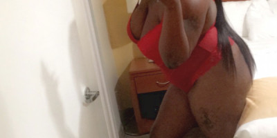 Hot chocolate mouth DR Come and play thick and curvy juicy freak hot and ready